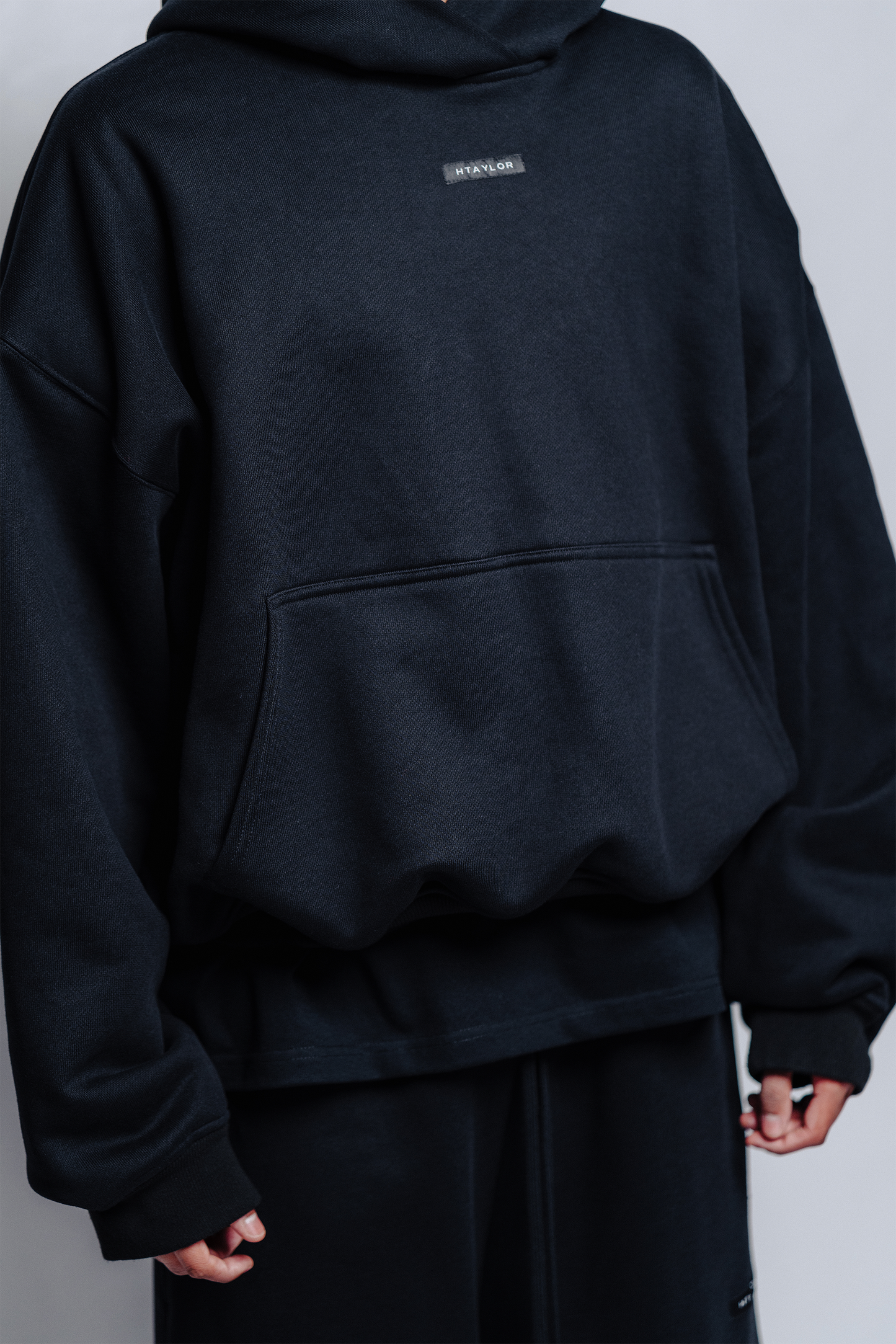 BLACK HOODIE