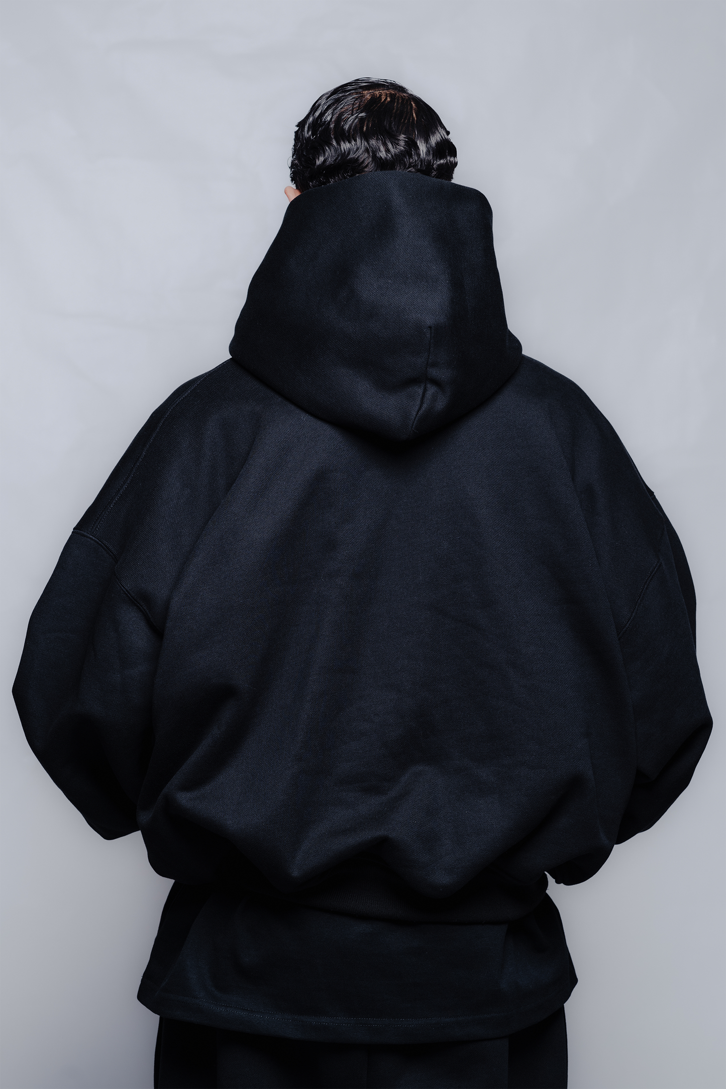 BLACK HOODIE