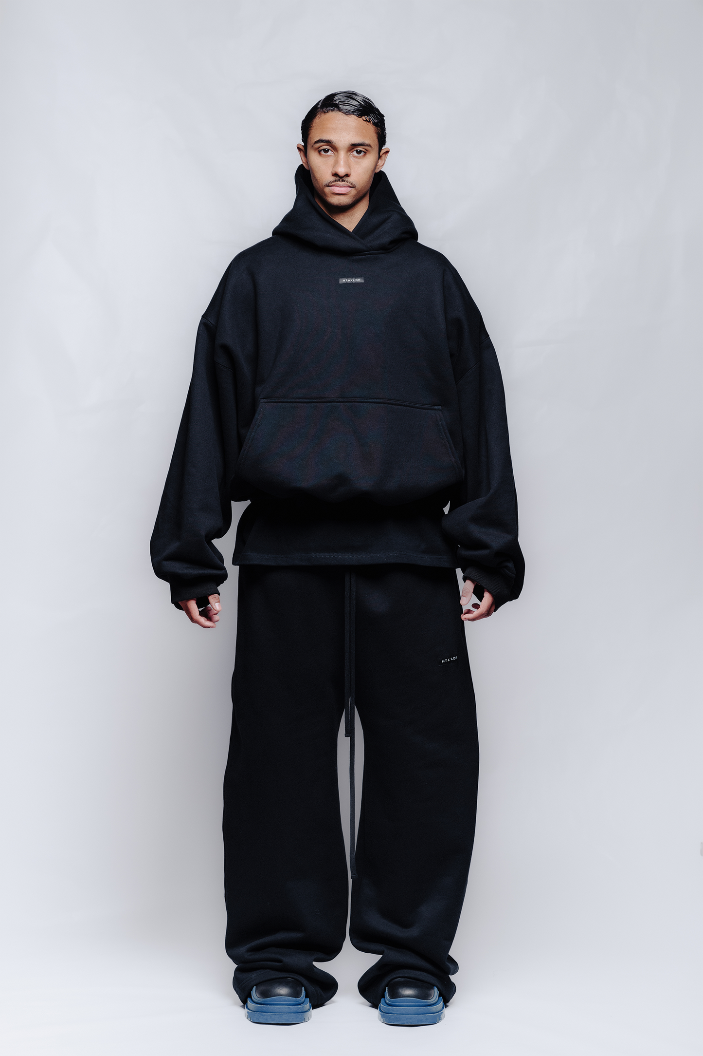 BLACK HOODIE